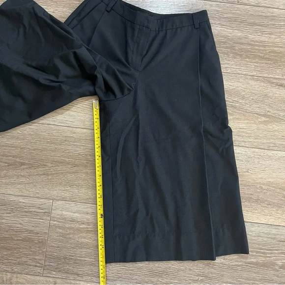Victoria Andreyanova Black Bermuda Shorts Size 38 (2)